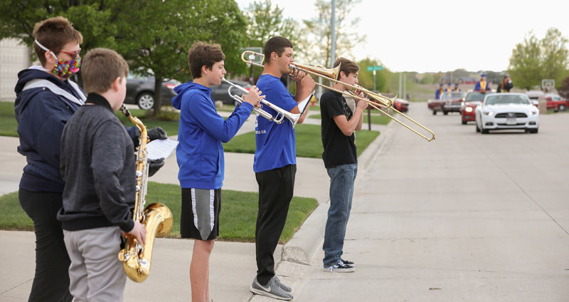 Kearney neighborhood grad parade